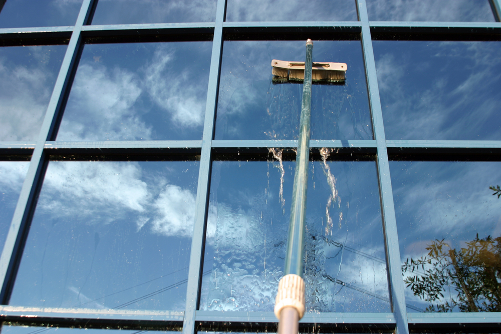 Commercial window cleaning